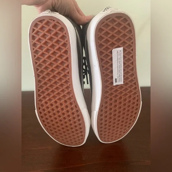 Vans Dark Grey Sk8 Hi Slim Zip - New without box - 7.5 men/9 women - Picture 7 of 7